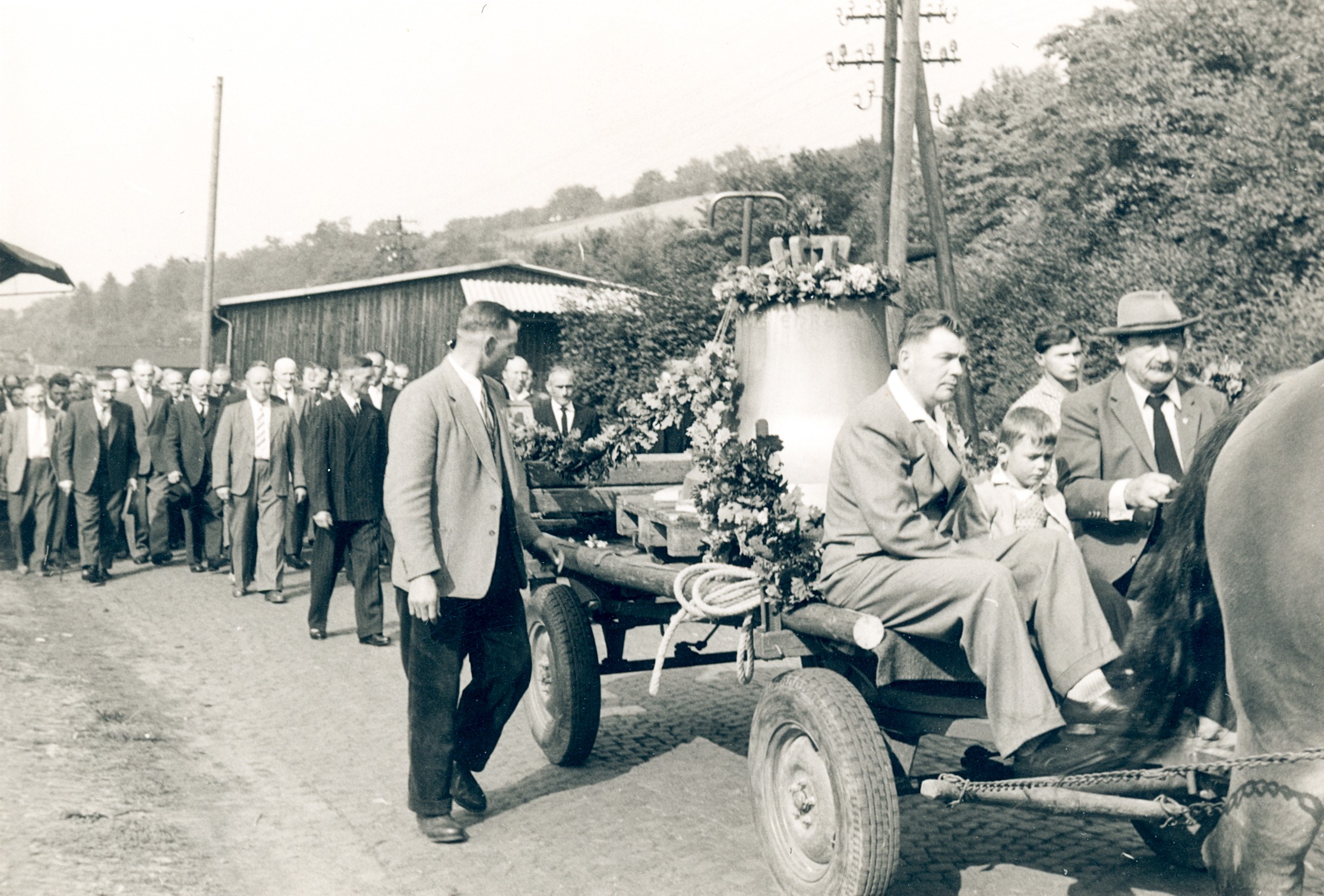 Festzug Abholung der neuen Glocke